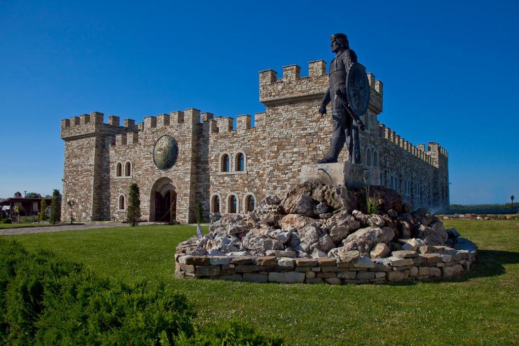 Kaloyanova Fortress Hotel Arbanasi Bagian luar foto